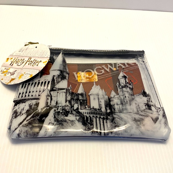 Harry Potter 2 piece makeup bag NWT - Picture 1 of 3